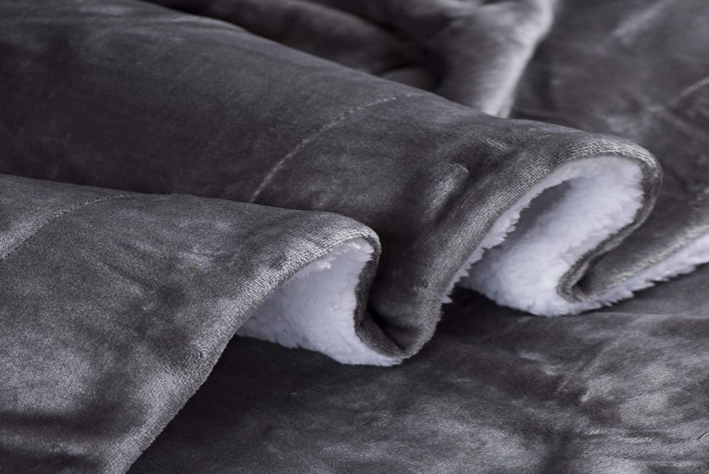 Best Blanket for Winter 2023 Our Top 10 Picks Compared