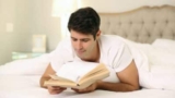 Best Reading Pillow Reviews & Buyer’s Guide