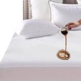 Best Waterproof Mattress Protector Reviews (With Comparison Chart)